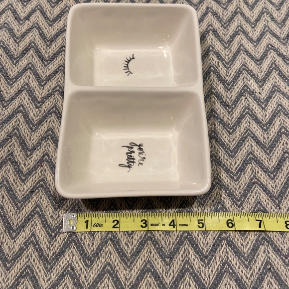 Rae Dunn “You’re Pretty” White Divided Trinket Tray 8x5 - Picture 4 of 5